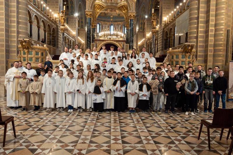 2024_03_28_olajszentelesi szentmise_112.jpg